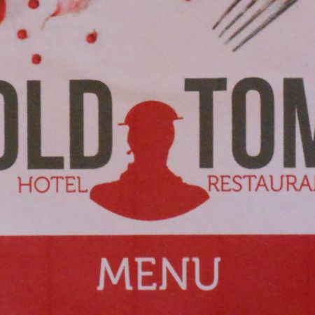 Hotel Old Tom Υπρ Εξωτερικό φωτογραφία